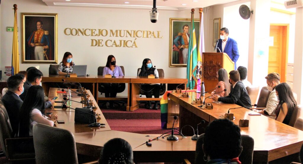 Posesionado el Consejo Municipal de Juventud de Cajica2