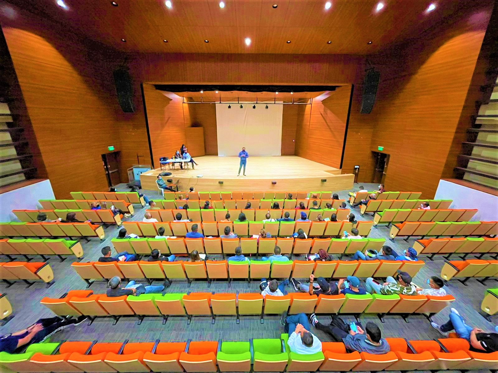 Formalizado el inicio de actividades con la bienvenida a 187 profesores del IMRD