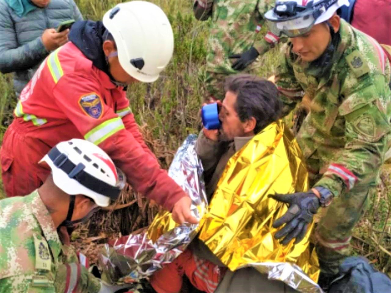 Rescatan a fotografo norteamericano que se habia extraviado en el paramo Pan de Azucar