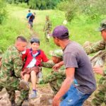 Ejercito Nacional brinda apoyo a familias damnificadas por la ola invernal en Cundinamarca