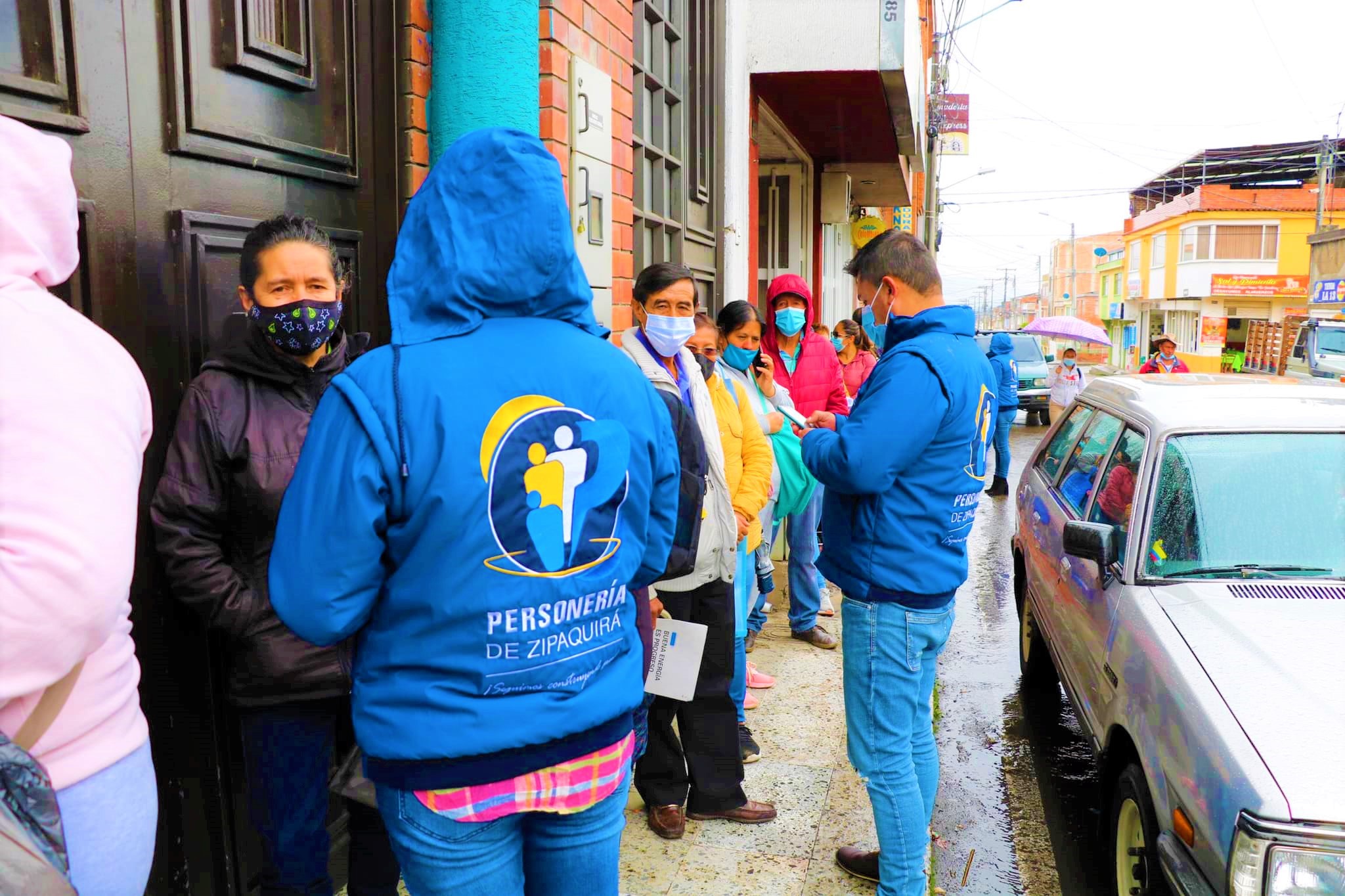 Personero de Zipaquira exigio a Drogueria Cafam mejor atencion ciudadana