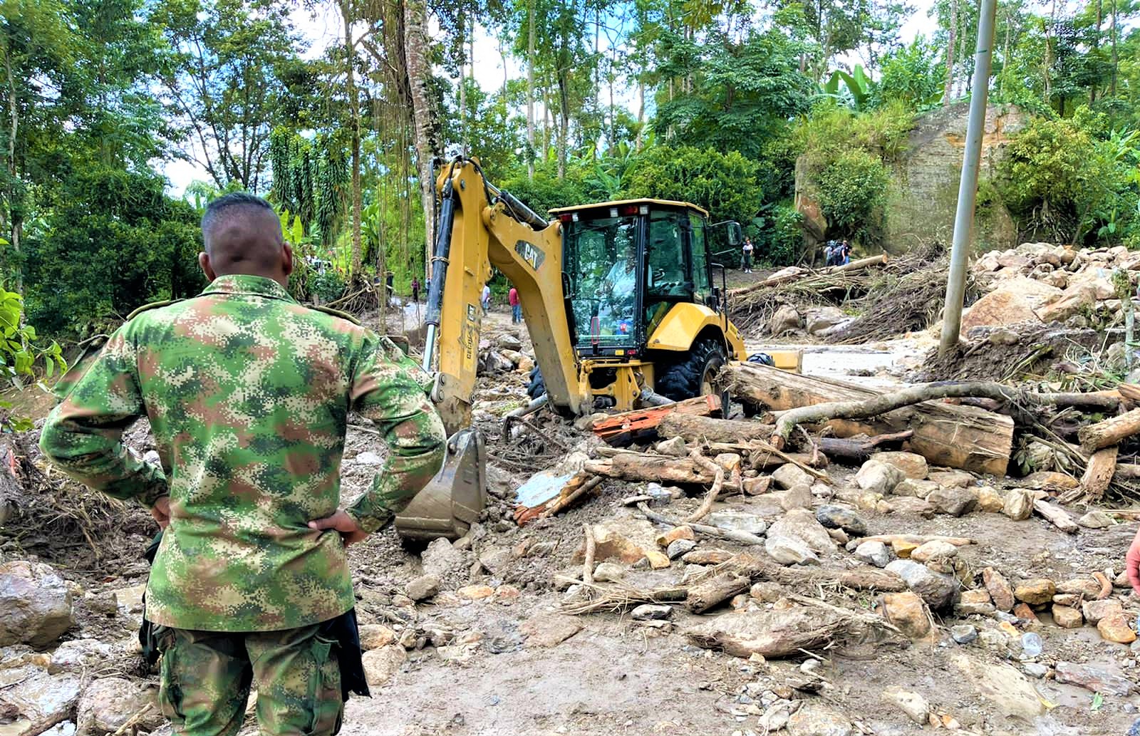 Siete victimas fatales dejan emergencia en Cachipay y Viota2