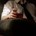 La publicidad de alcohol usa las redes sociales para atraer a los jovenes