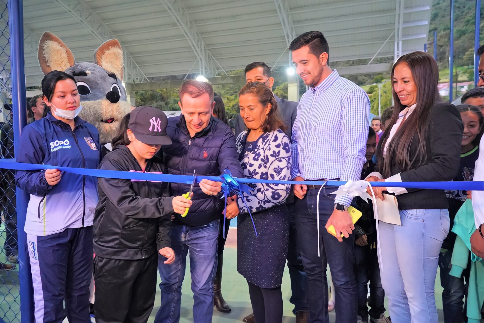 Sopo finalizo las obras de la cubierta y el campo deportivo de Meusa1