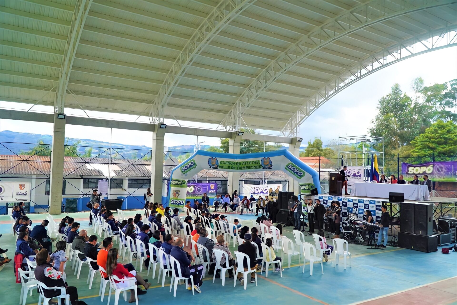 Sopo finalizo las obras de la cubierta y el campo deportivo de Meusa2