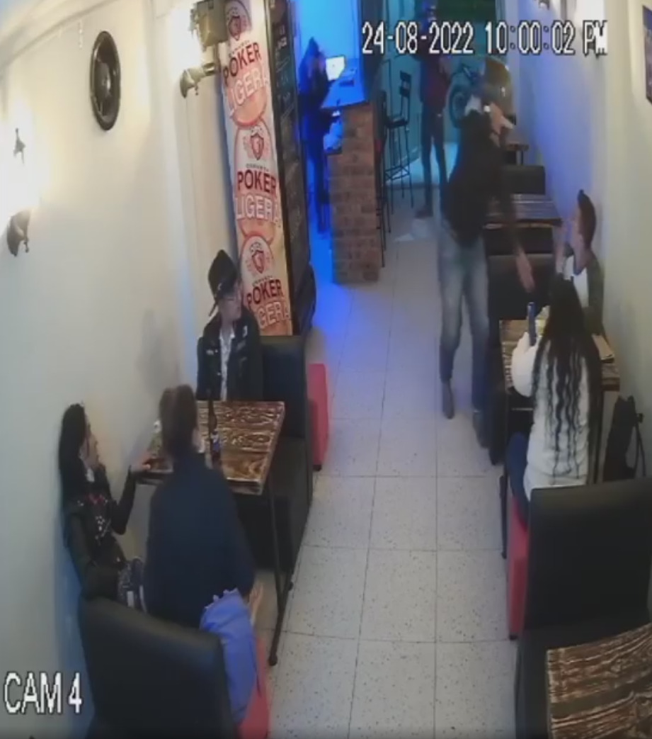 Delincuentes a mano armada entraron a un establecimiento comercial y hurtaron pertenencias en Tocancipa