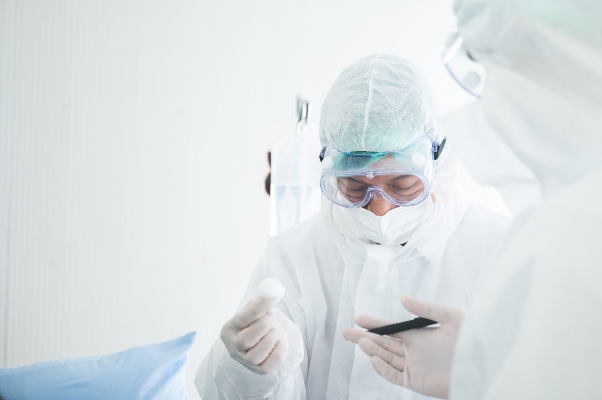 scientist doctor ppe suit and goggles and mask to 2022 01 18 23 51 35 utc