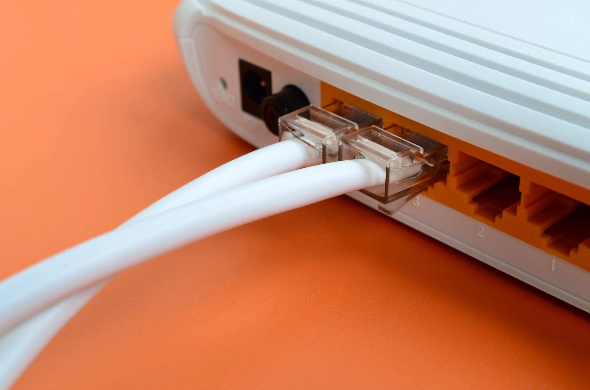 the internet cable plugs are connected to the inte 2022 08 01 04 40 33 utc