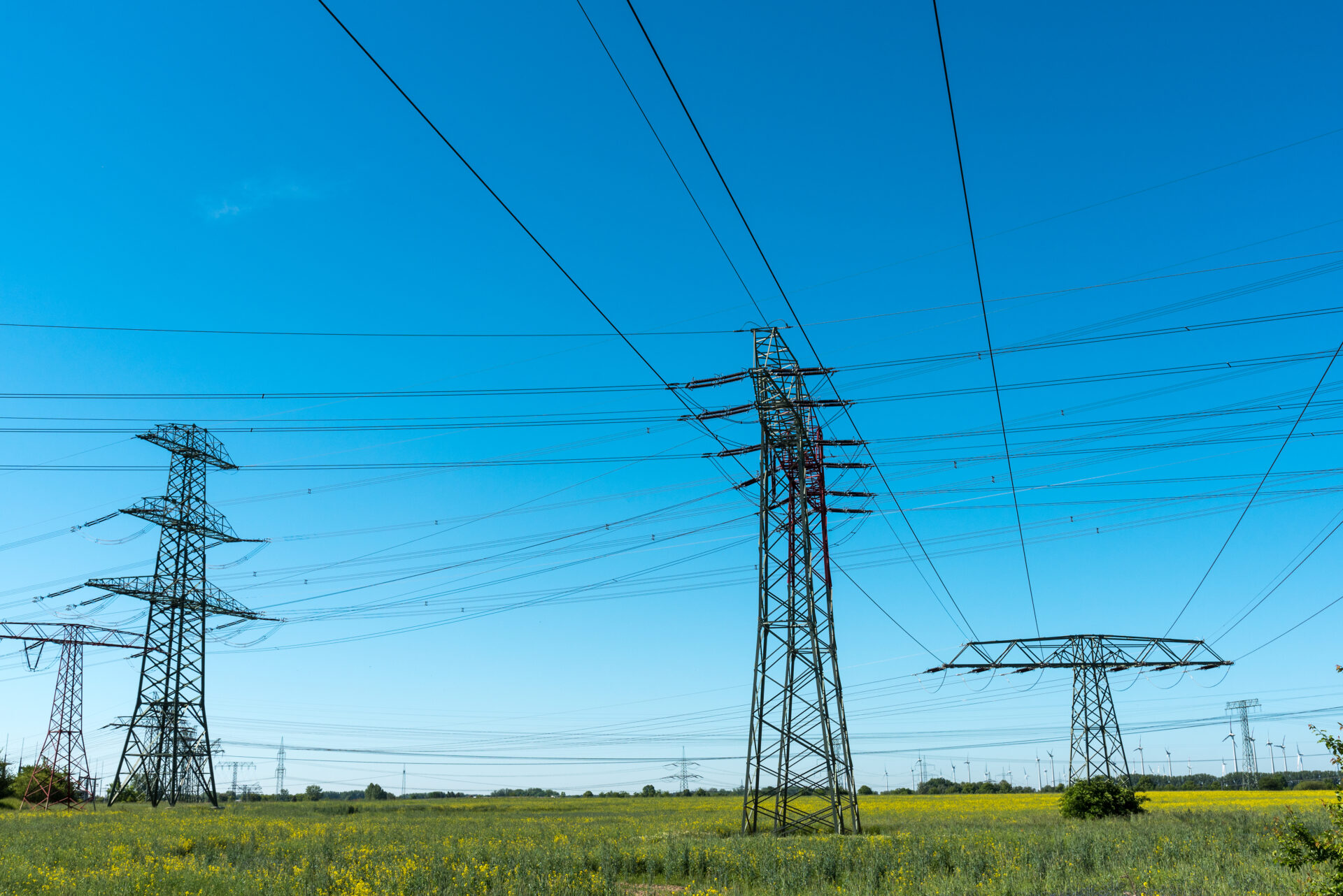 transmission towers with power lines 2021 08 26 18 12 17 utc