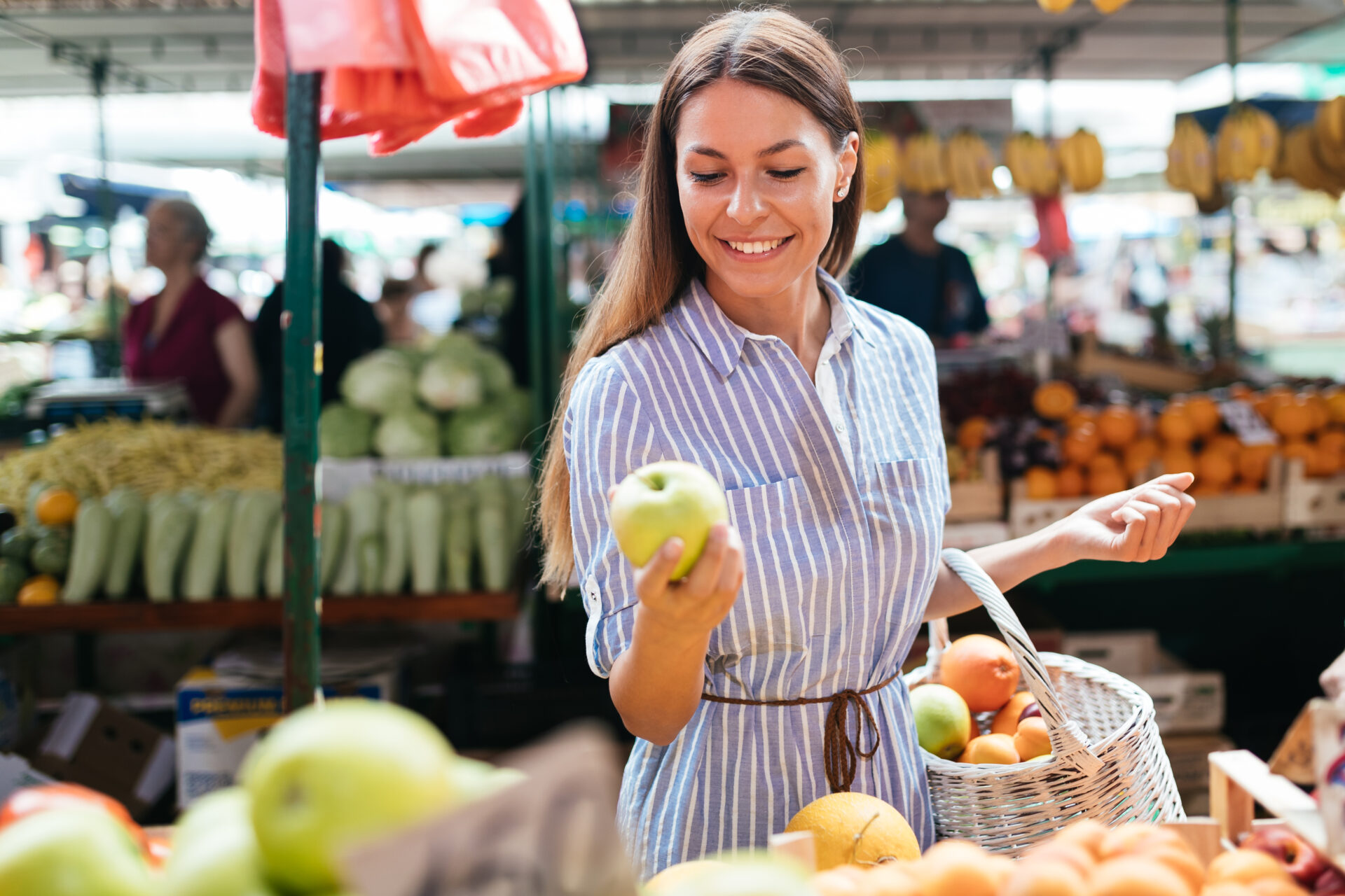 El Cacique una plaza de mercado para todos
