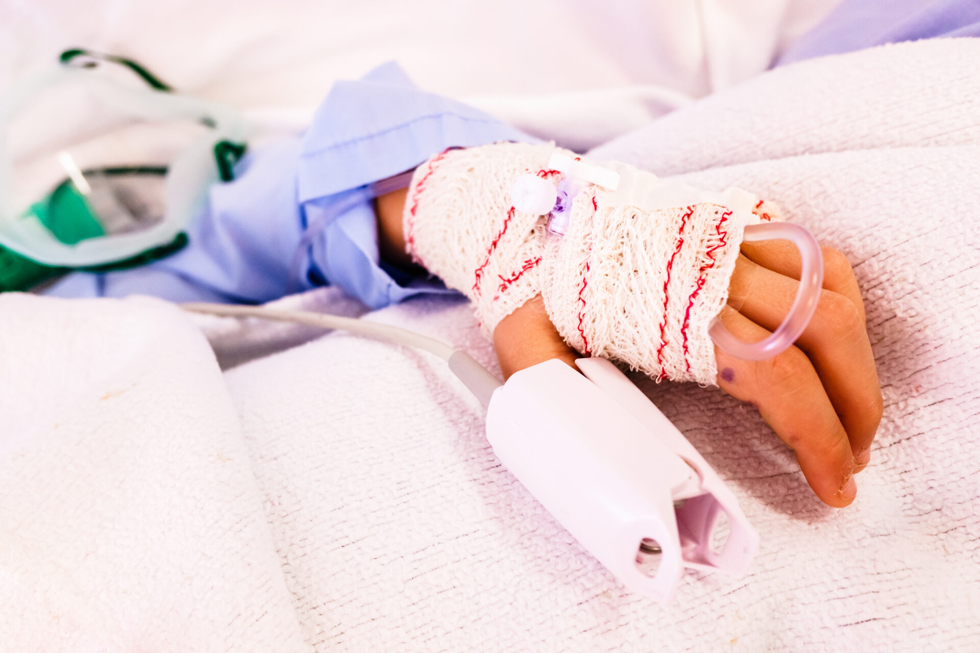bandaged hand of a child in a hospital whose pulse 2022 05 23 23 10 53 utc