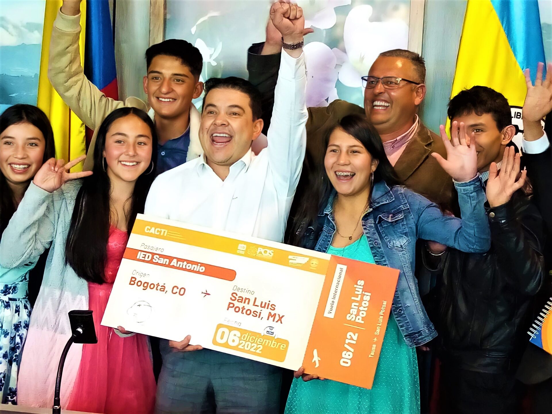 Medalla de plata a estudiantes de Tausa en ExpoCiencias