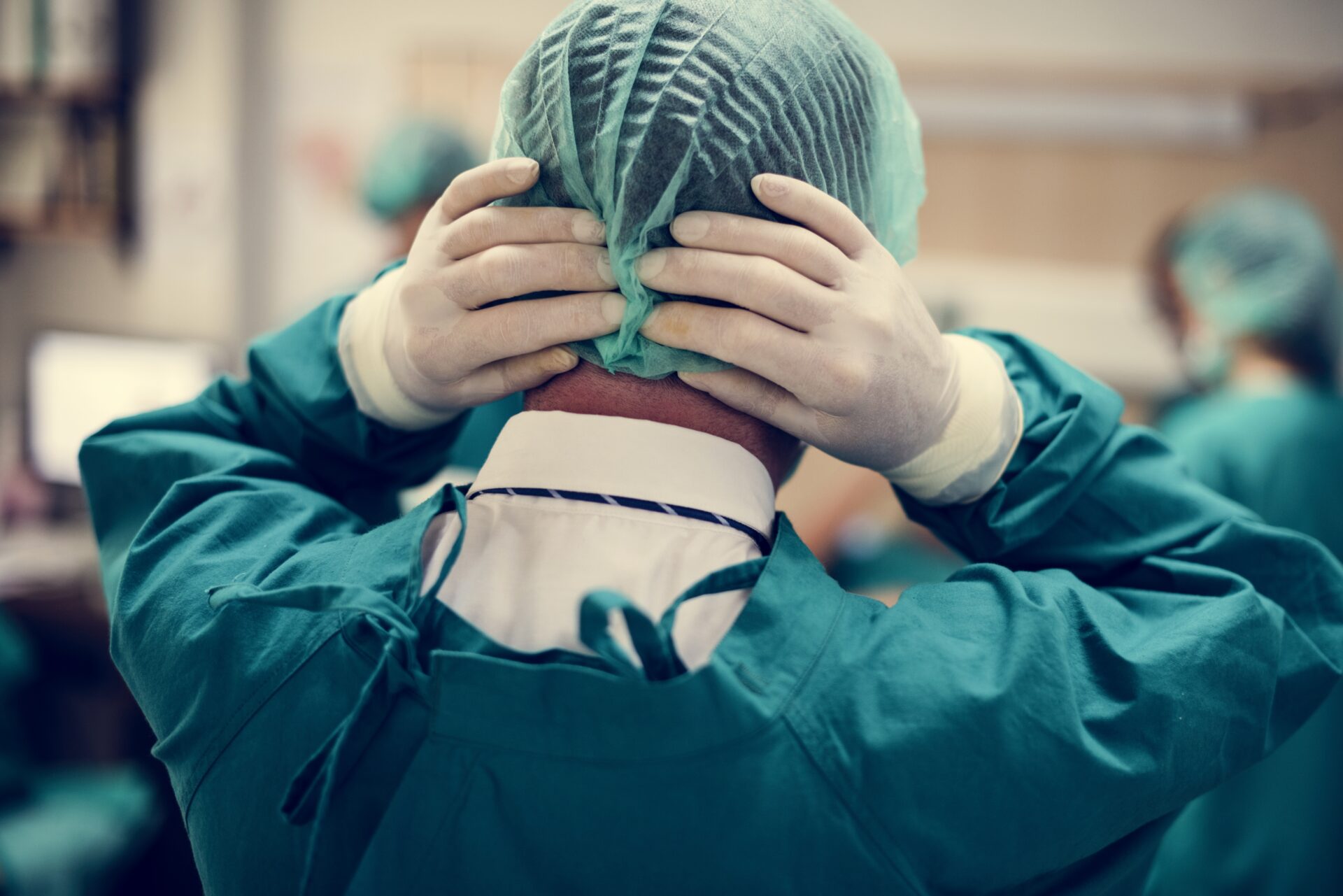 doctor are preparing for an operation 2022 12 15 23 02 06 utc