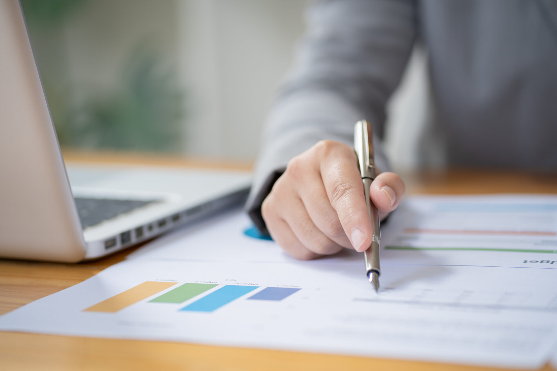 businesswoman accountant analyzing investment char 2022 11 09 22 24 09 utc