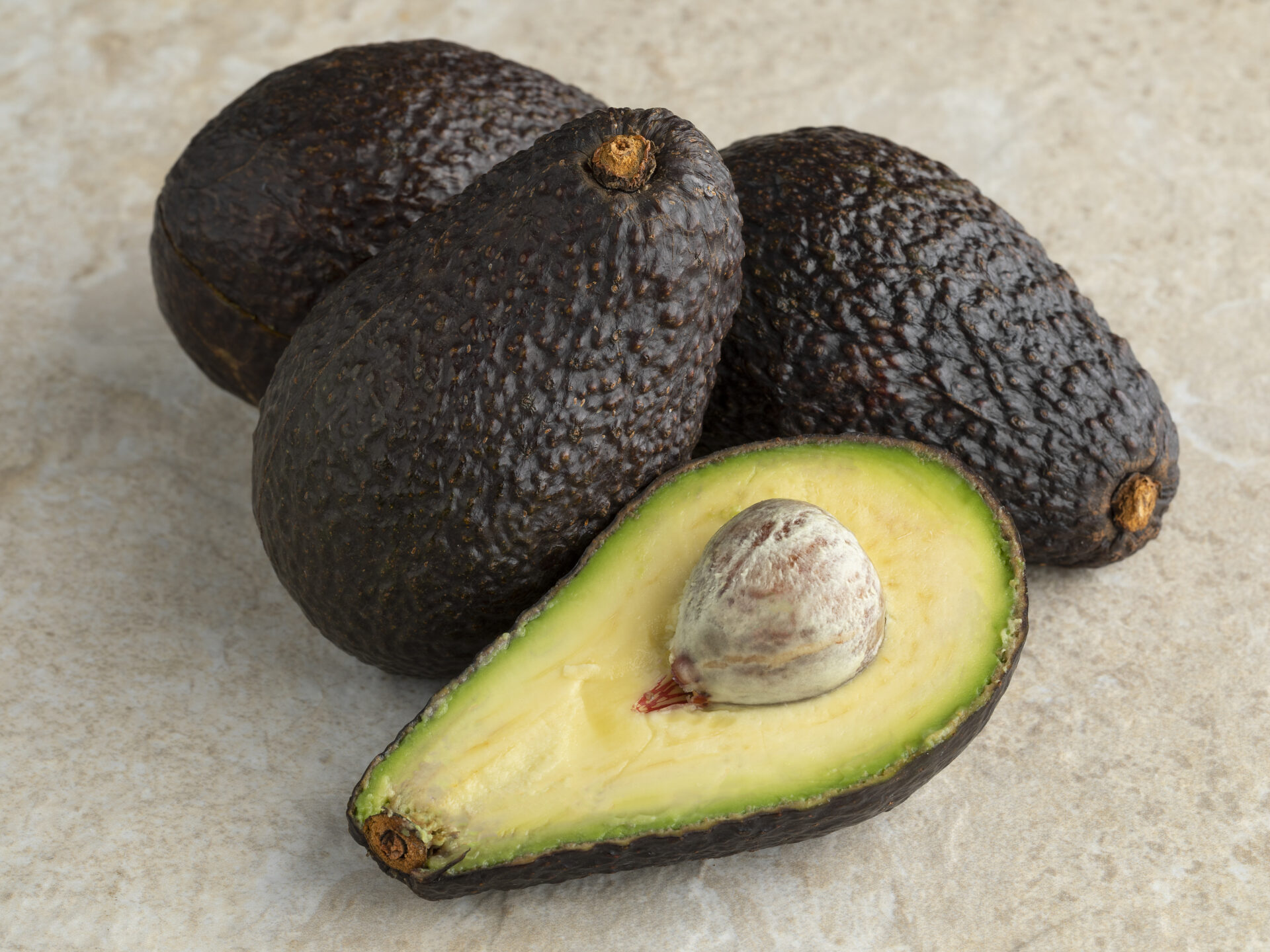 whole and half fresh avocado 2021 08 28 04 38 33 utc