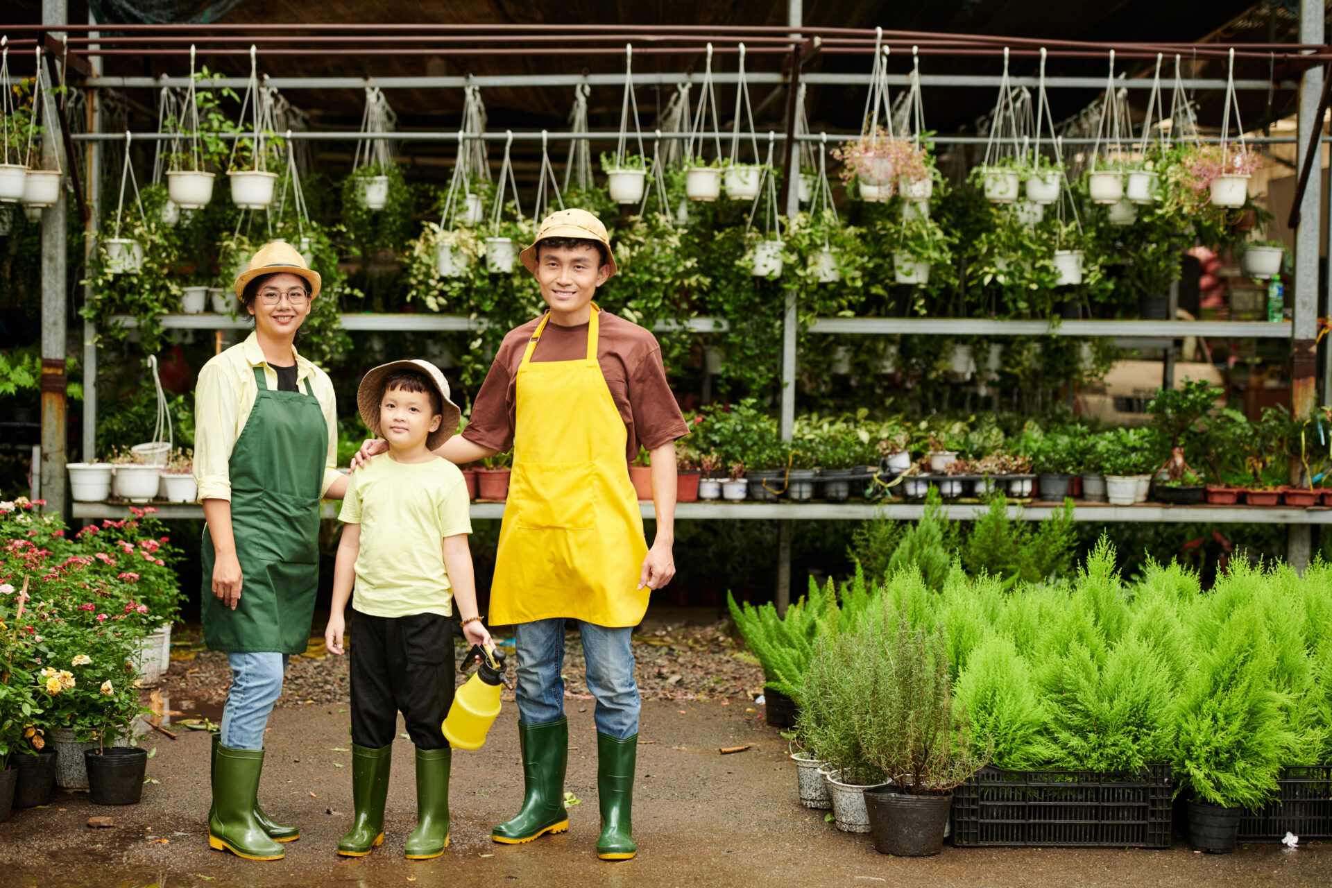 flower nursery owner 2022 10 01 02 28 27 utc