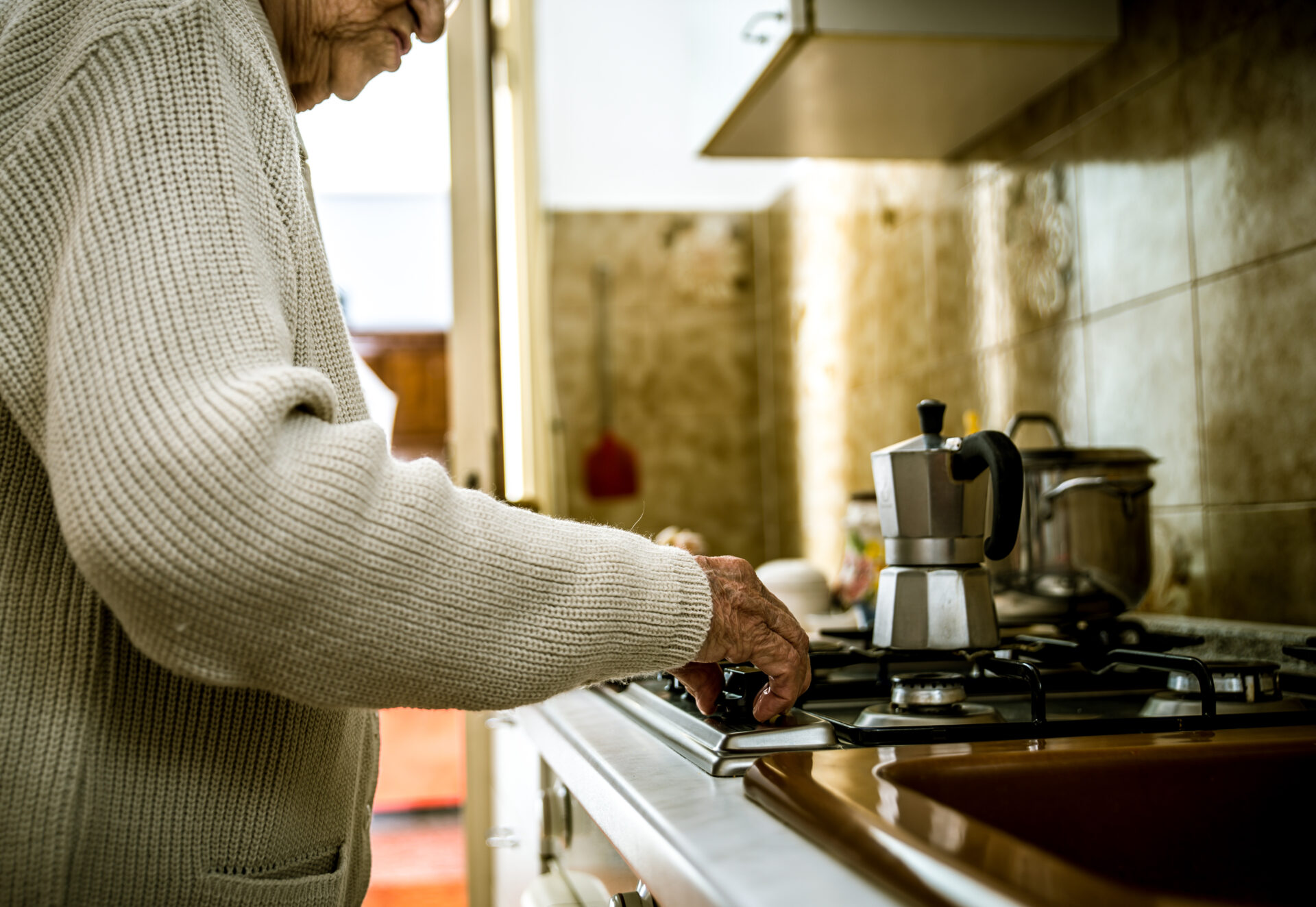 old woman preparing coffee 2021 09 04 12 17 59 utc