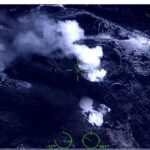 Fuerza Aerea Colombiana capta imagenes del volcan Nevado del Ruiz a 30000 pies de altura