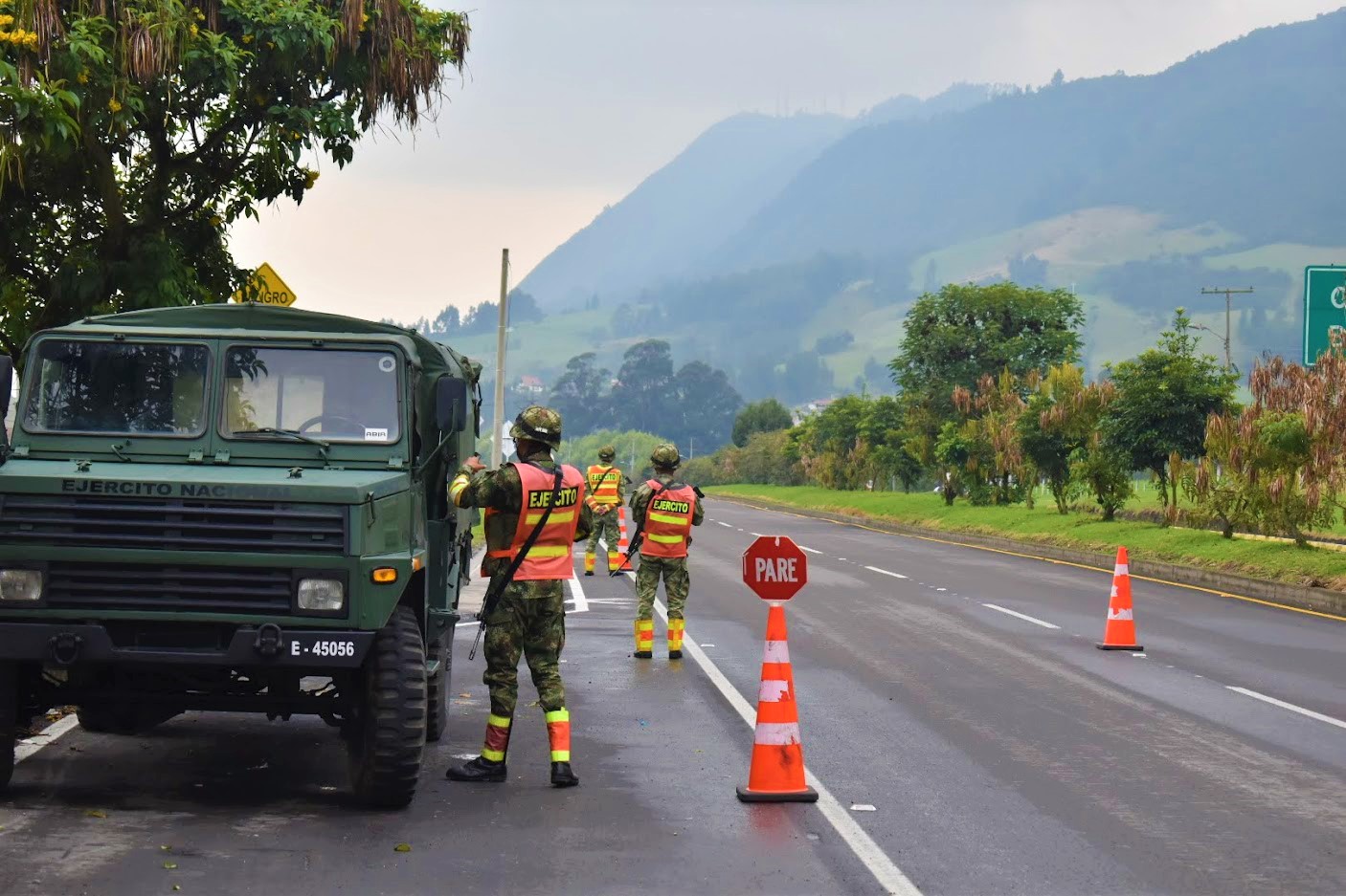 Gobernacion y Ejercito se reunieron para prevenir presencia de grupos ilegales en Cundinamarca