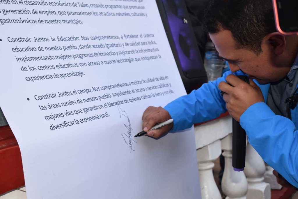 Carlos Javier Julio Torres Candidato Tabio 16