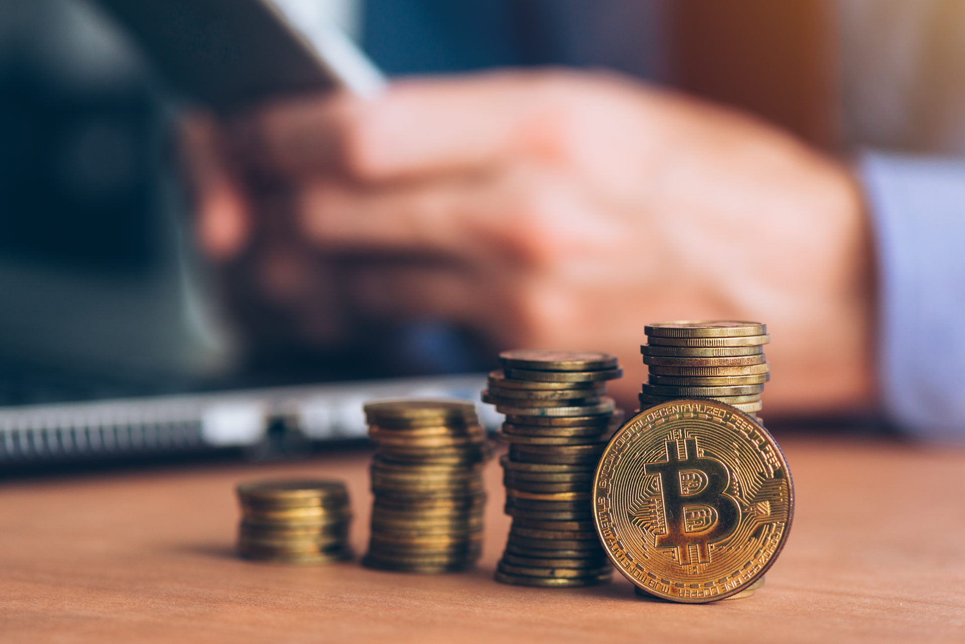 bitcoin cryptocurrency trader 2021 08 26 23 03 03 utc