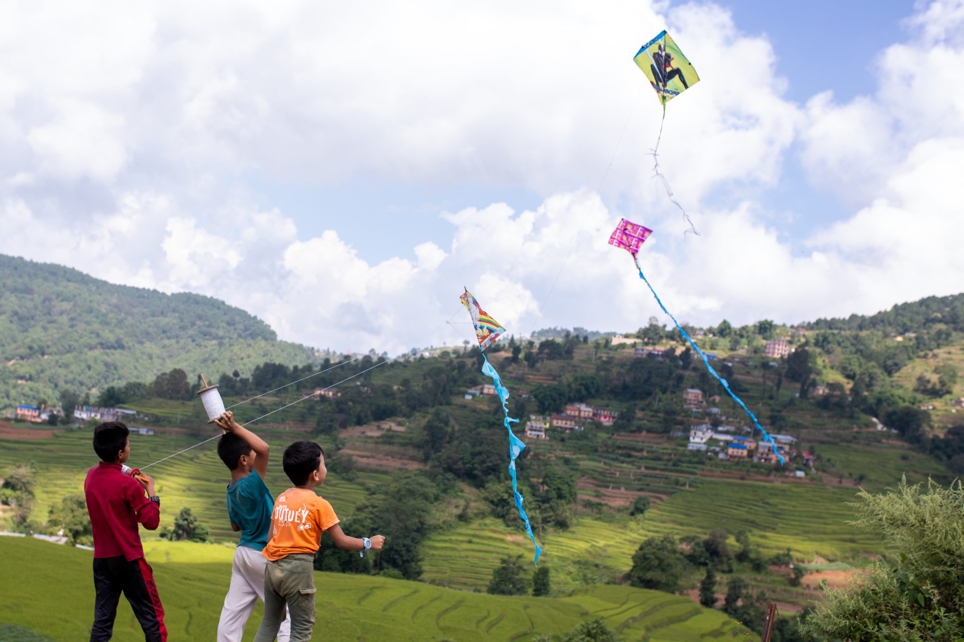 kid flying kite 2023 02 24 15 55 01 utc