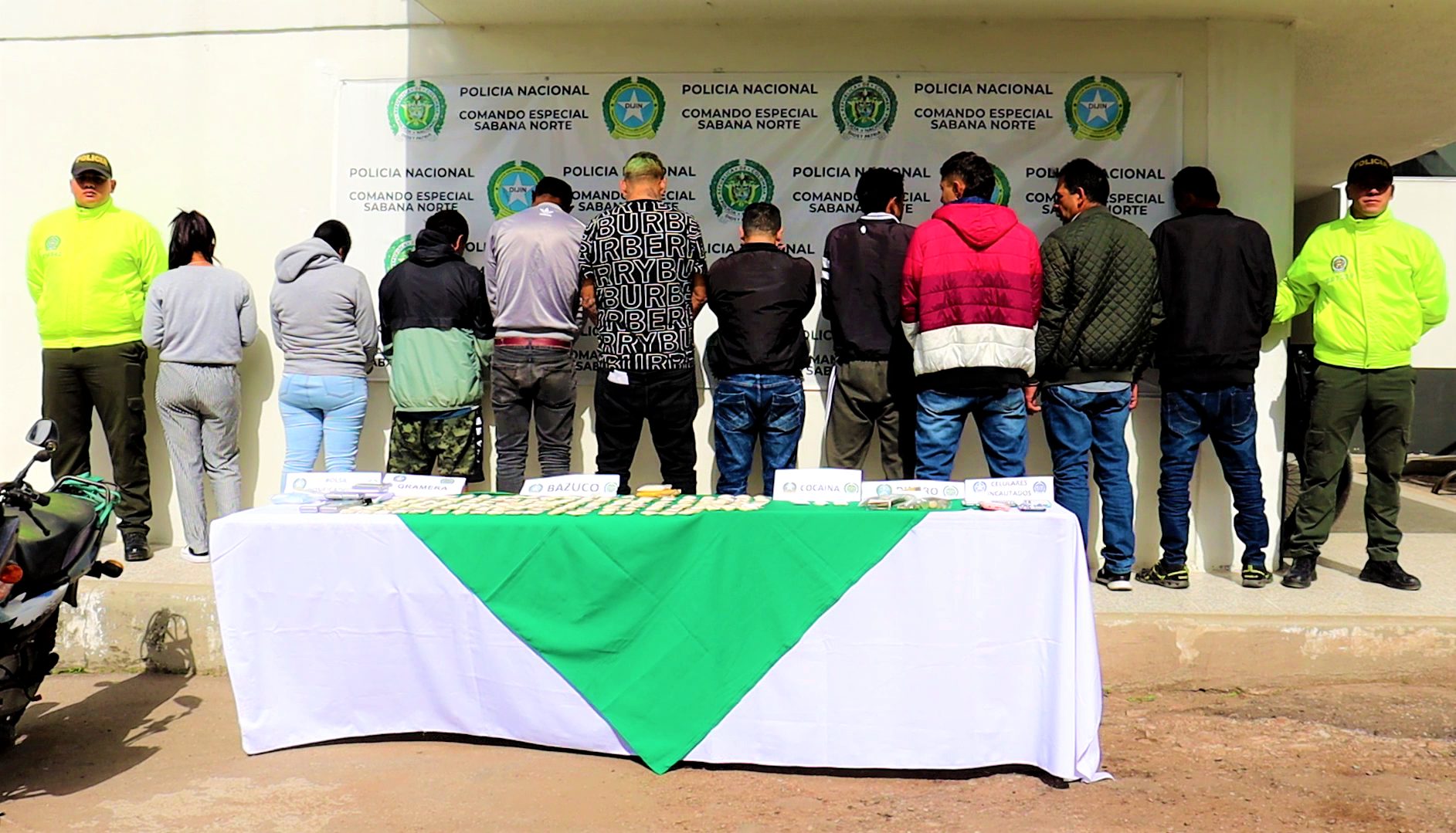Exitoso operativo contra el microtrafico en Zipaquira nueve detenidos y sustancias ilicitas incautadas