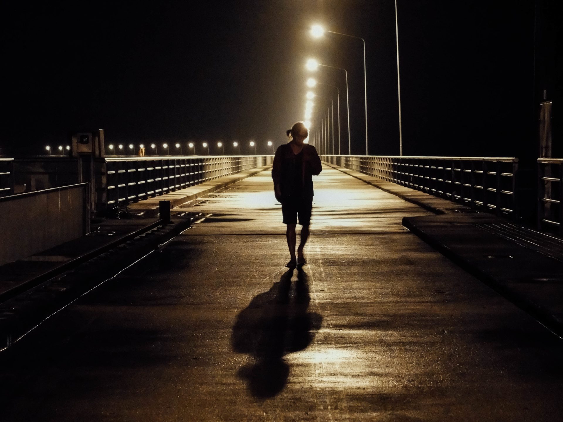 man walking in the night 2022 11 08 06 09 12 utc