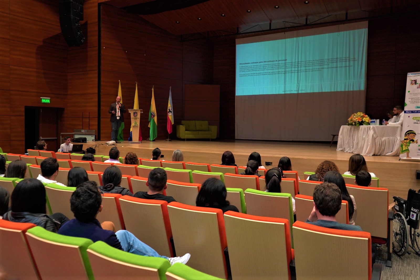 Chia realizo un simposio taller de enfermedades huerfanas raras