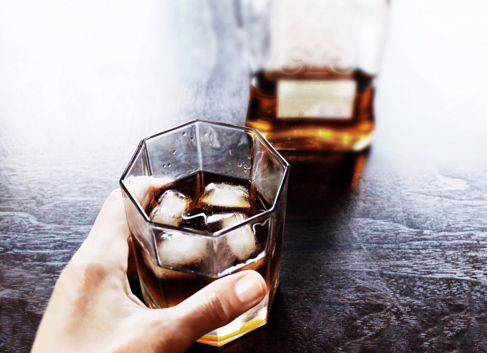 alcoholic drink with ice 2022 11 16 21 05 35 utc