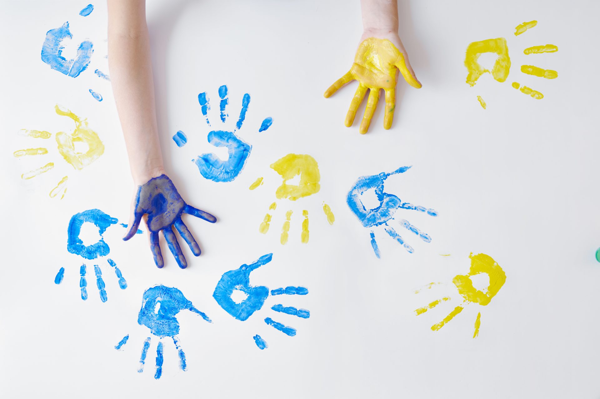 child hands painted with gouache art school 2021 09 18 17 33 14 utc