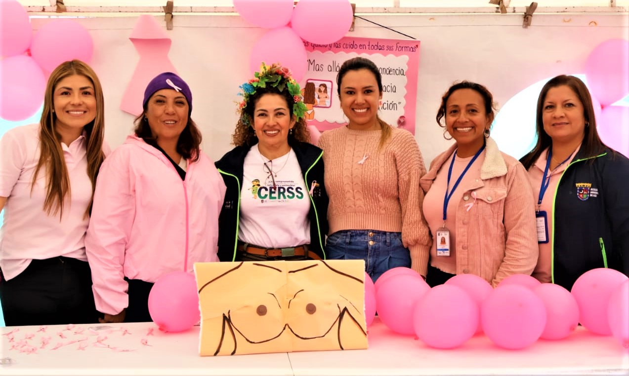 Caminata por la prevencion del cancer de mama unio a varios sectores de la comunidad de Chia