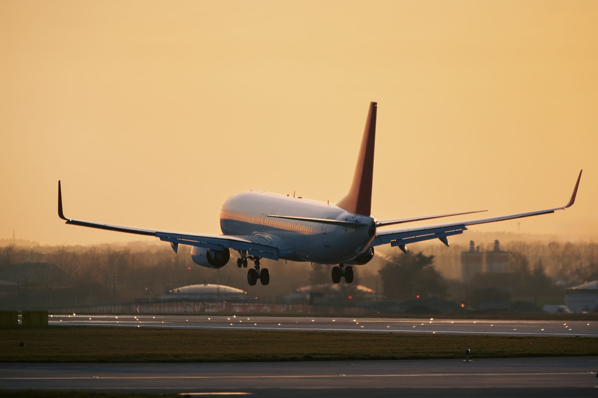 airplane approaching for landing on airport runway 2023 11 15 23 07 08 utc