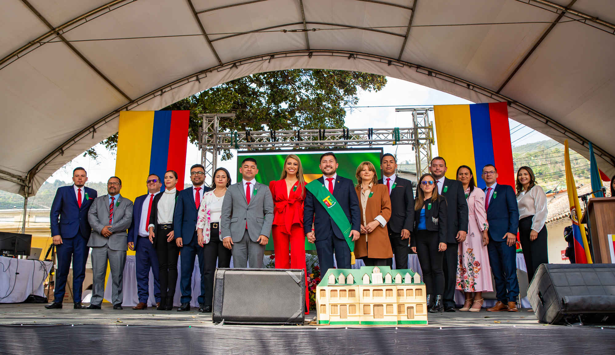 PosesionIvanAlcalde 215 2