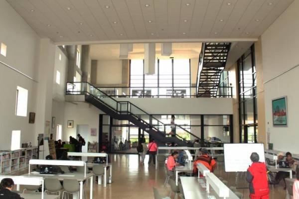 biblioteca 600x400 1