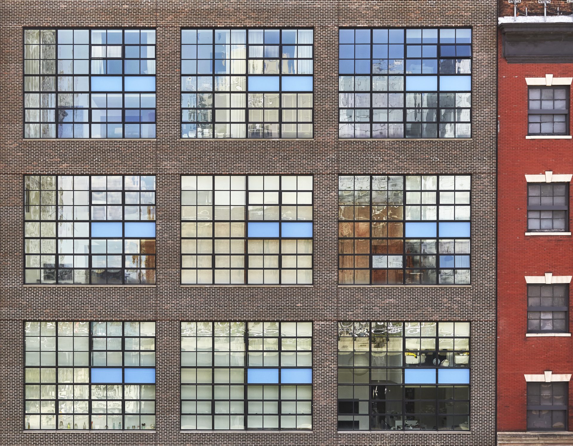 facade of an old building in downtown new york us 2023 11 27 05 28 48 utc