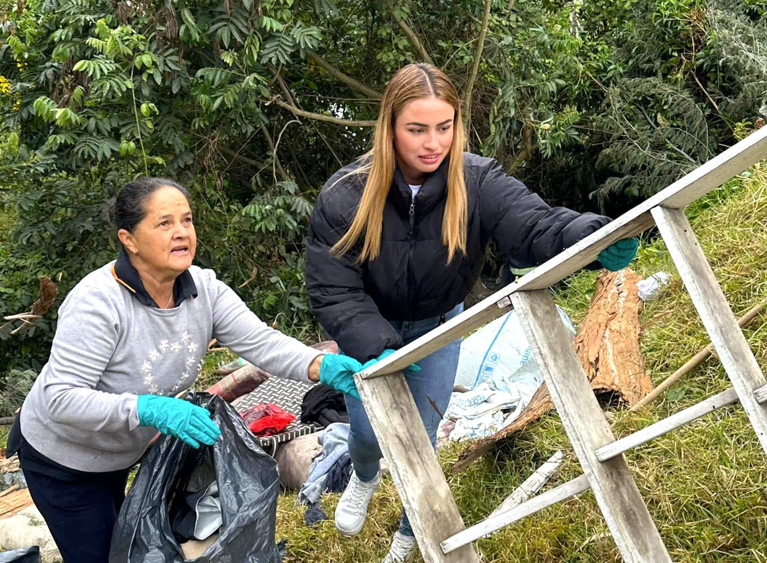 EPZ lidera campana de limpieza en el Rio Susagua en el Dia Internacional de Accion por los Rios1