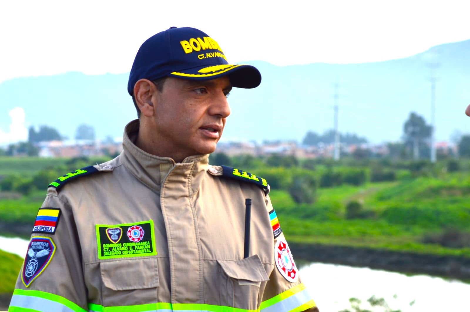 En Gachancipa Bomberos intensifica busqueda de adolescente desaparecido en Rio Bogota