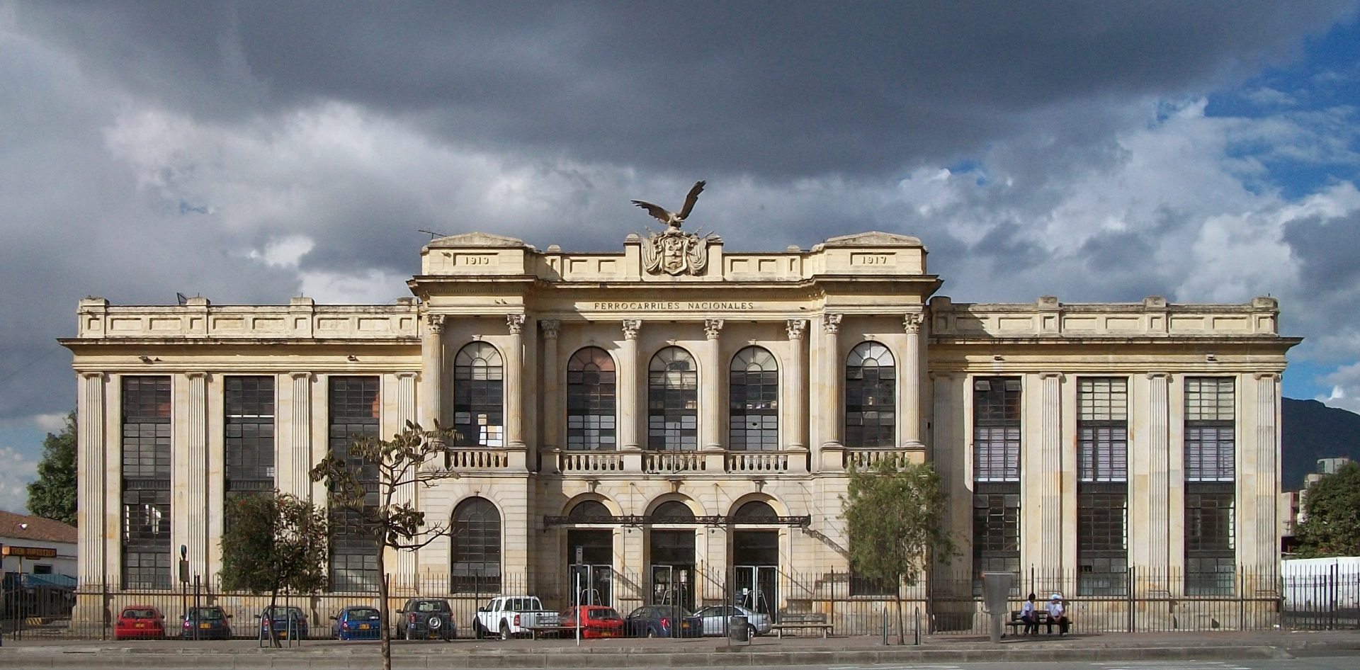 Estacion de la Sabana 2010 retusche