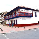 Taller gratuito en la sede Zipaquira de la CCB para la prevencion de la violencia intrafamiliar