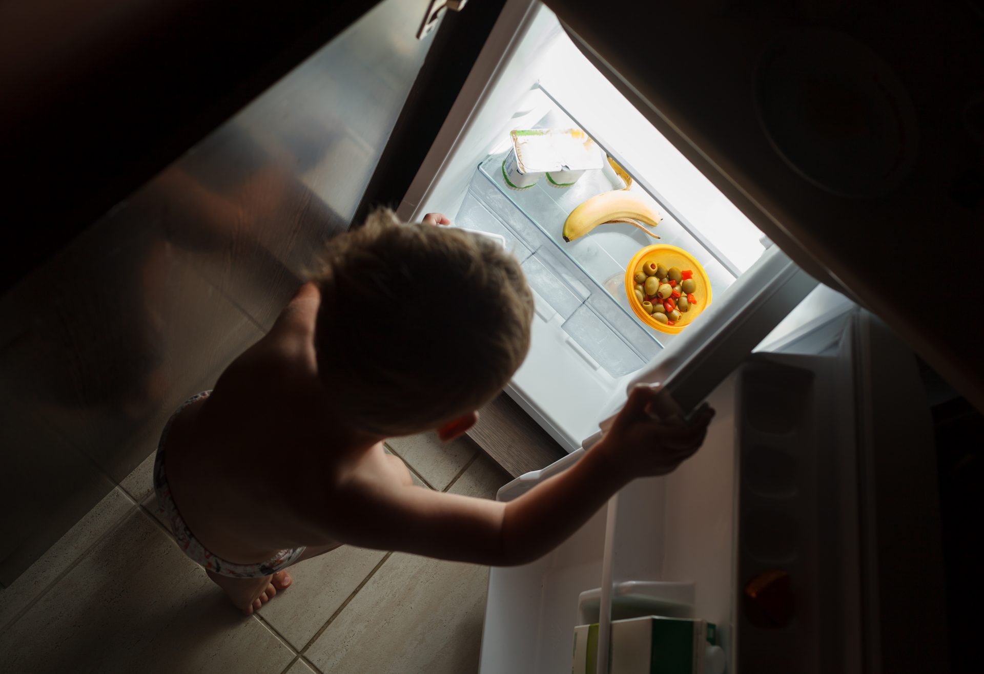 little hungry boy at night 2023 11 27 04 58 11 utc 1