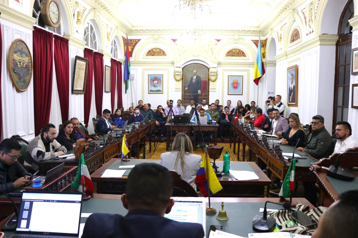 De Creer Aprobado el Plan de Desarrollo del alcalde Fabian Rojas