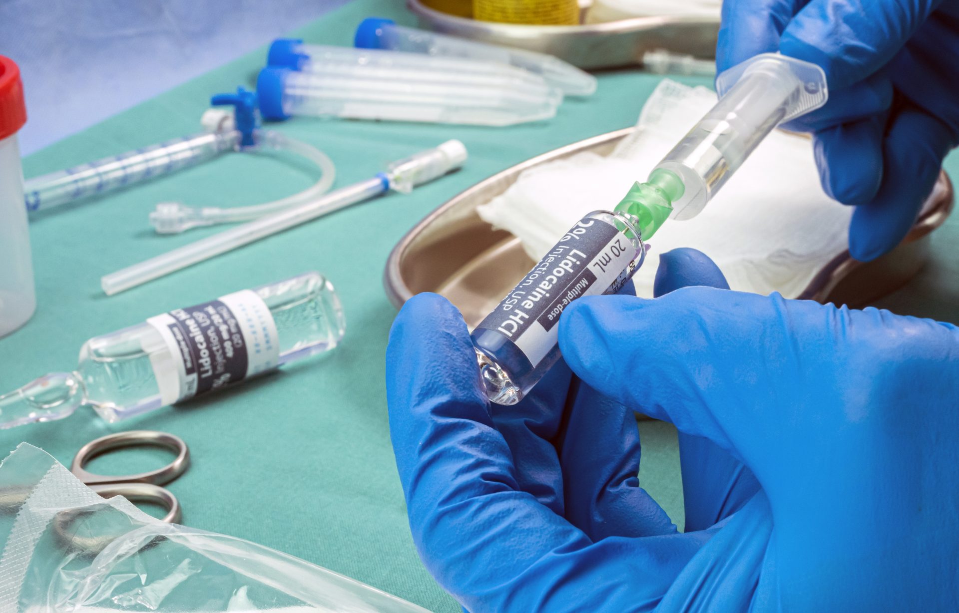nurse holds ampoule of anesthesia 2023 11 27 05 00 54 utc
