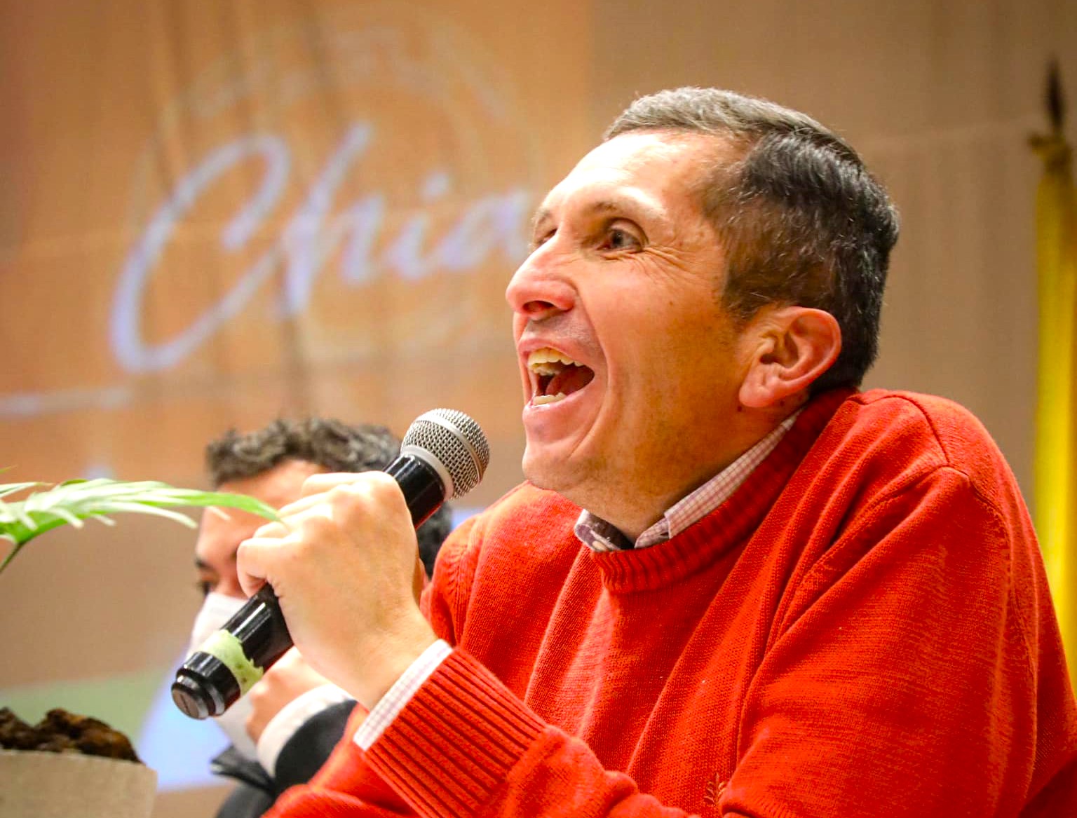 Alcalde de Chia expuso ante lideres comunitarios el posible ingreso a la Region Metropolitana
