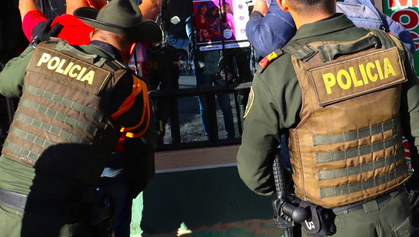Alcalde de Tocancipa celebra cumpleanos de carabinero durante operativo nocturno2