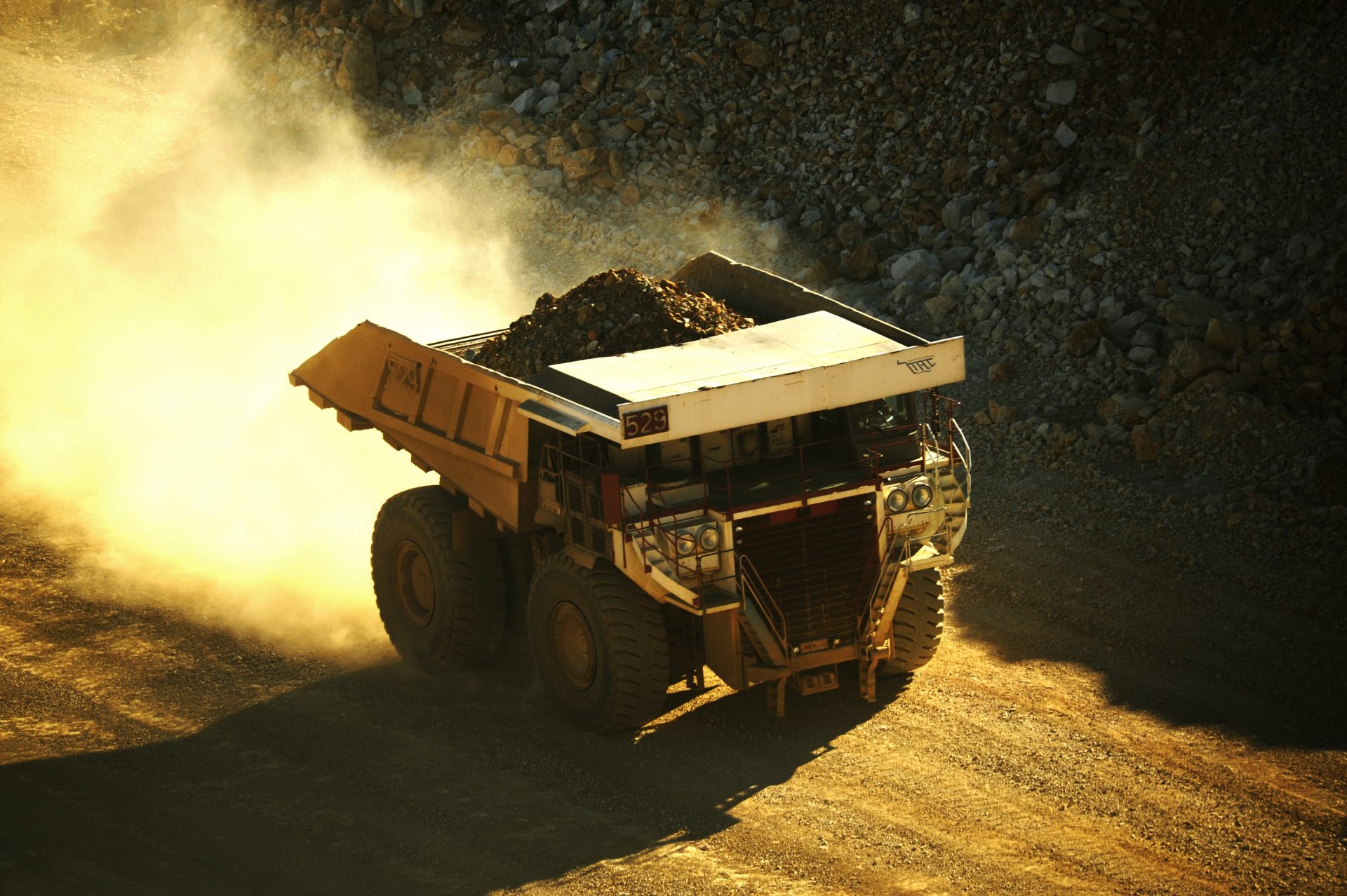 mining truck 2023 11 27 04 50 51 utc
