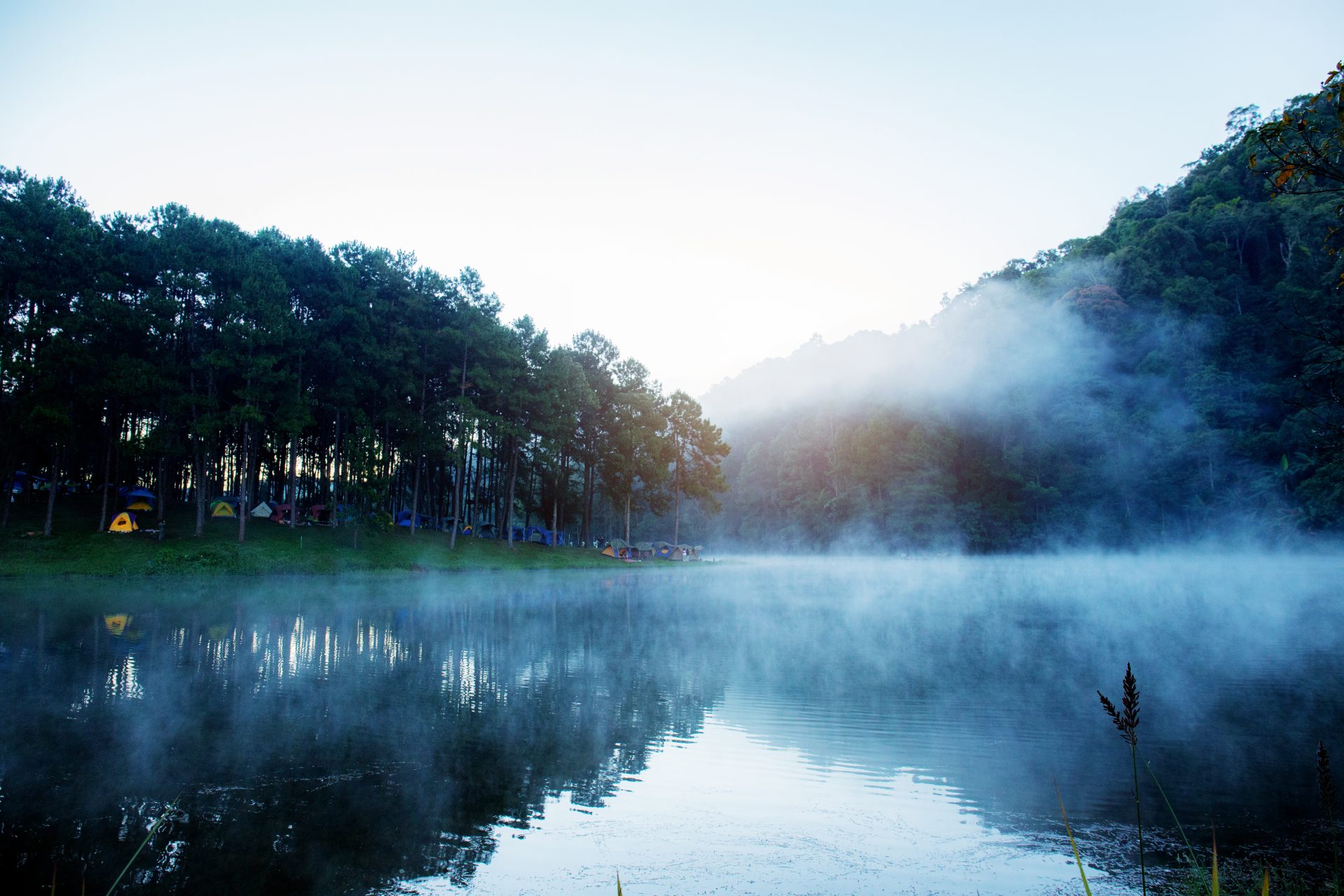 pang oung reservoir with fog 2023 11 27 04 56 26 utc