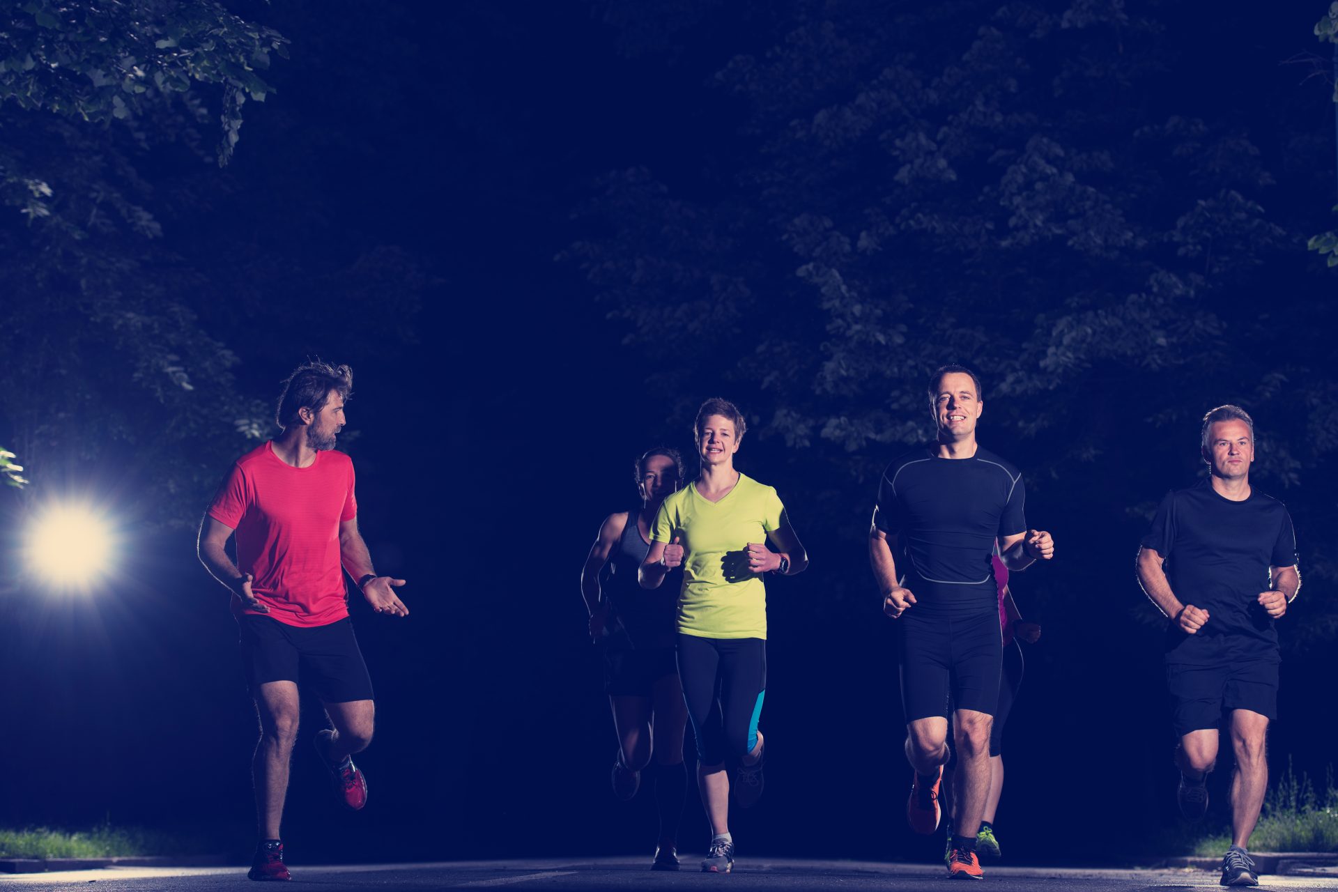 runners team on the night training 2023 11 27 05 16 57 utc