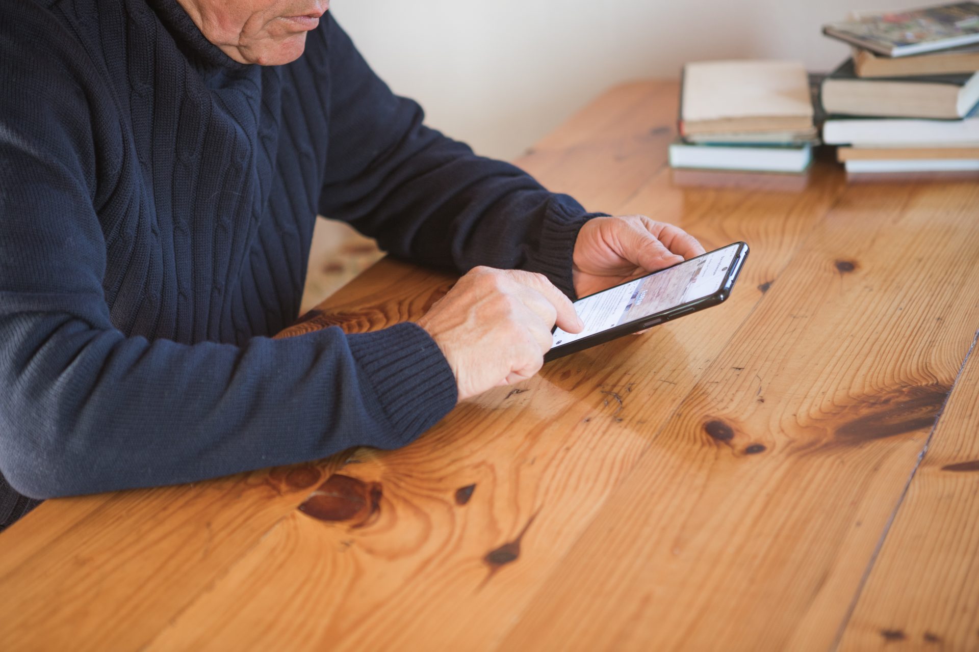 senior businessman using mobile phone elderly sen 2023 11 27 05 36 46 utc
