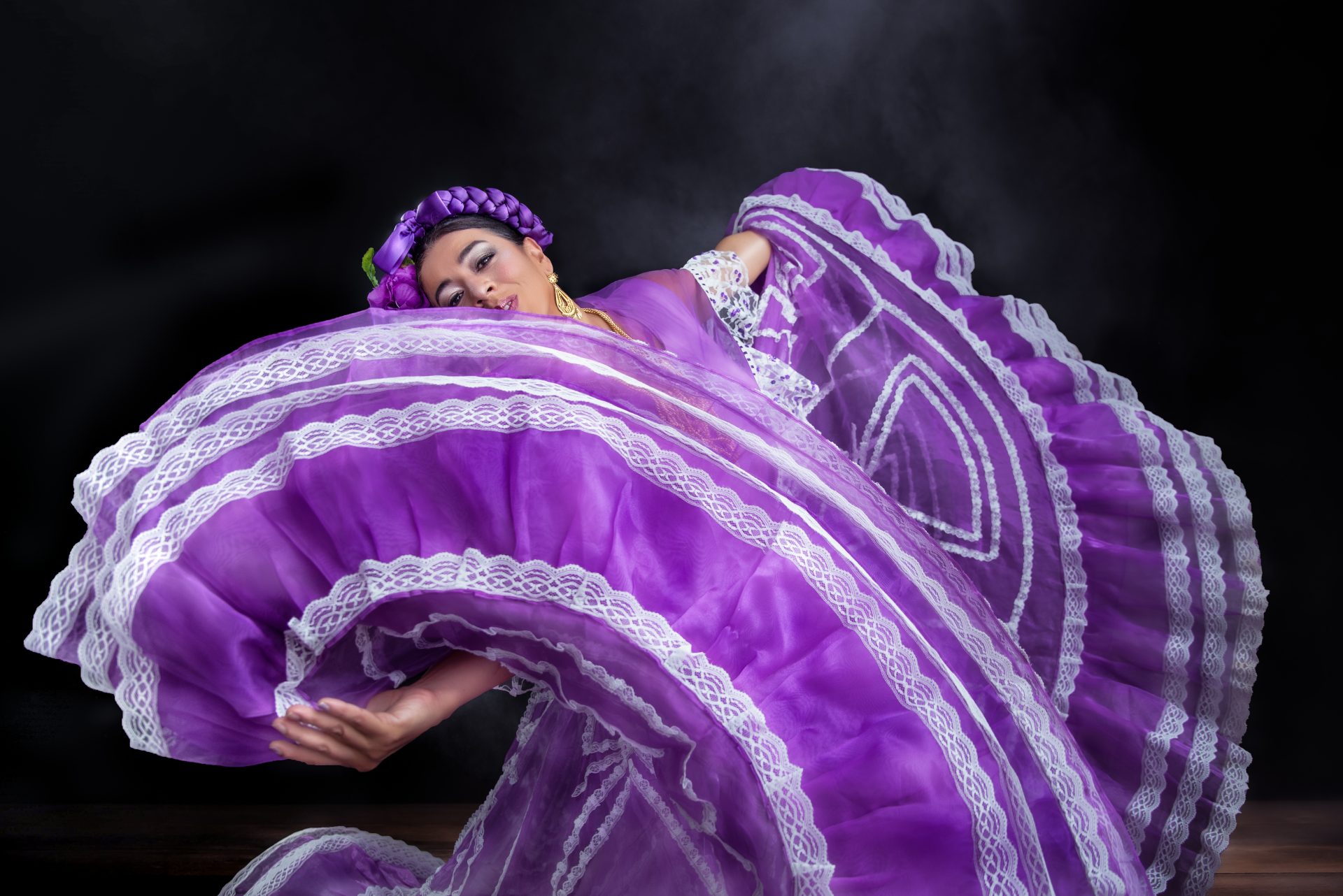mexican dancer with purple skirt performing veracr 2024 02 12 15 37 12 utc
